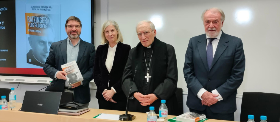 imagen de los ponentes en la presentación en UDIMA del libro Ratzinger y los filósofos
